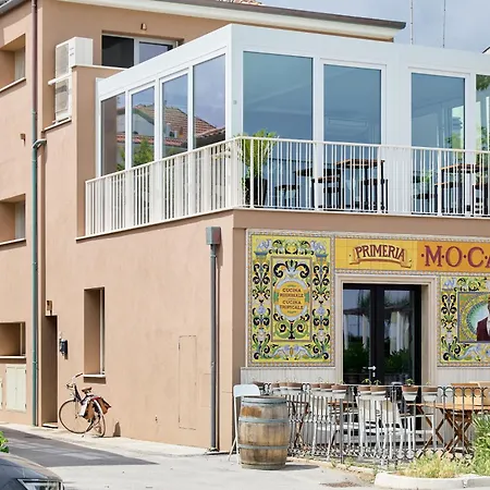 Casa Mocambo 2 Suite, Front Sea View Apartment